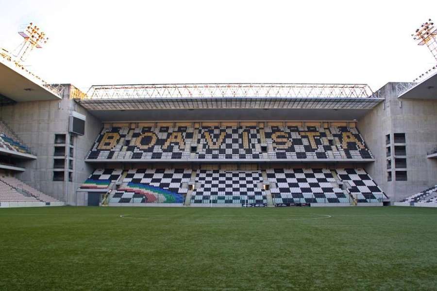 Estádio do Bessa está inutilizado desde maio de 2025 por impedimento das autoridades Estádio do Bessa está inutilizado desde maio de 2025 por impedimento das autoridades