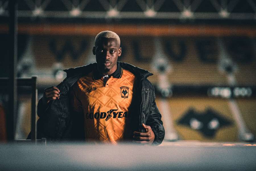 Toti Gomes acrescentou mais dois anos ao seu vínculo com o Wolverhampton