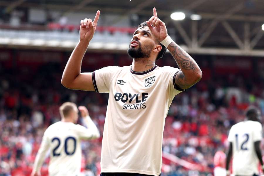 Paquetá brilhou na vitória do West Ham sobre o Nottingham Forest