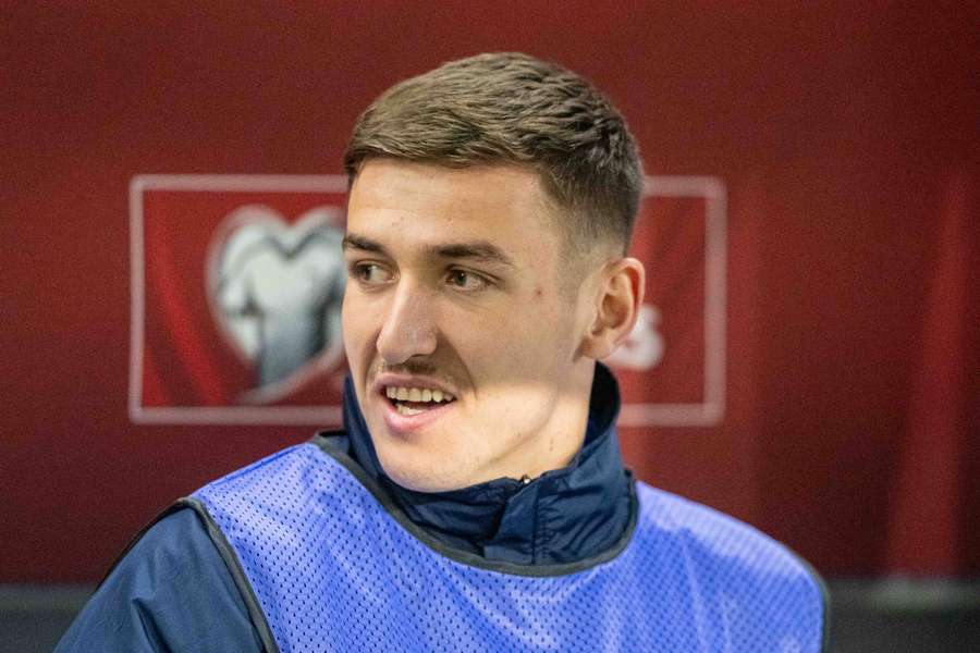 Lindon Emerllahu la Națională Lindon Emerllahu la Națională