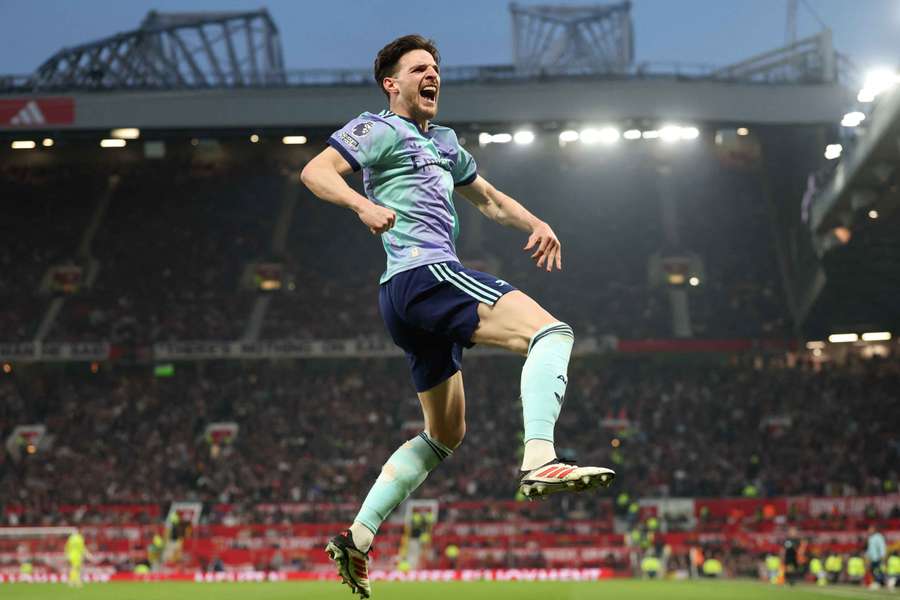 Rice nets second-half goal as Arsenal draw at Man Utd