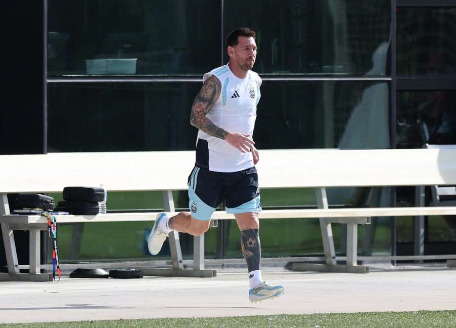 Messi počas tréningu.