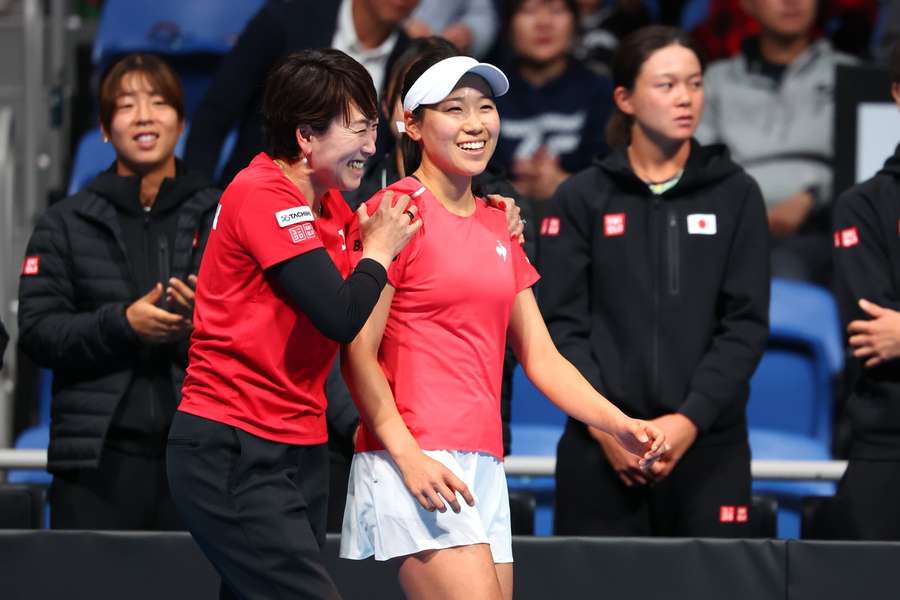 Nao Hibino verzekerde Japan van de winst door haar twee partijen te winnen