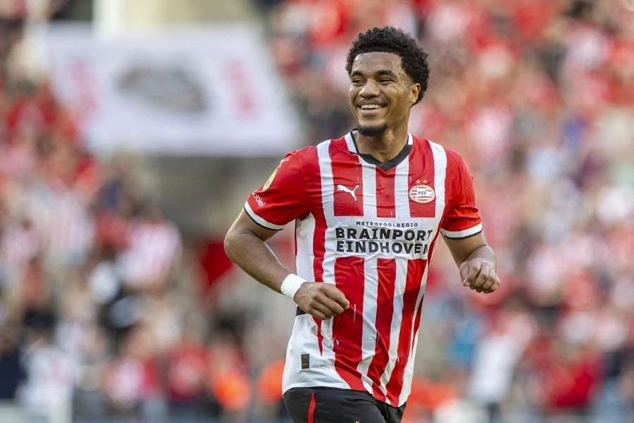 Malik Tillman může vyměnit PSV Eindhoven za Leverkusen.
