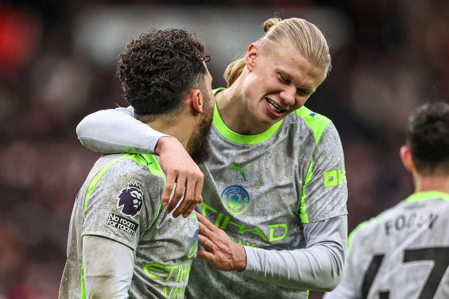 O Ciry segue na briga pela liderança da Premier League