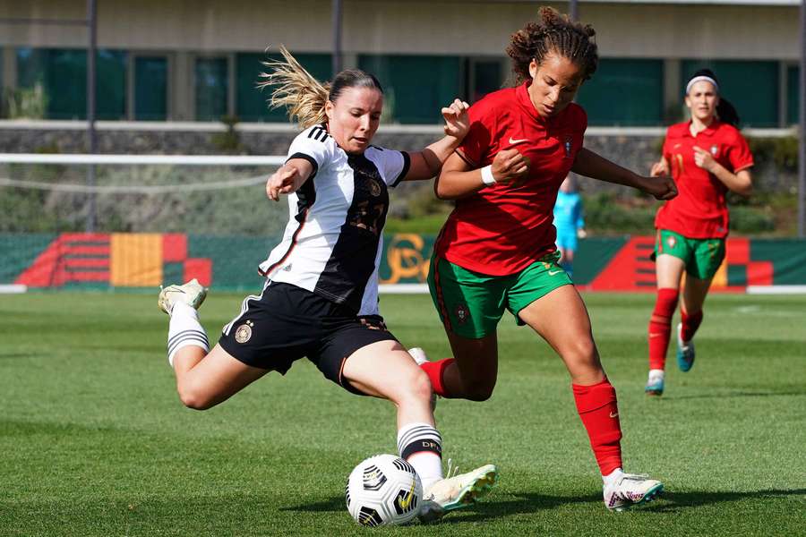 Iara Lobo é presença assídua nas seleções jovens de Portugal