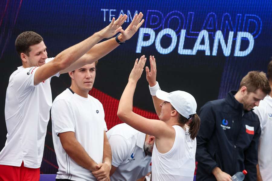 Tenis Flash: Polacy walczą w United Cup,Znamy zwycięzców pierwszych turniejów w 2024 roku