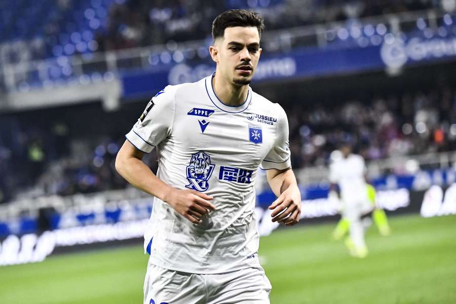 Romain Faivre fait son retour à Auxerre en provenance de Bournemouth Romain Faivre fait son retour à Auxerre en provenance de Bournemouth