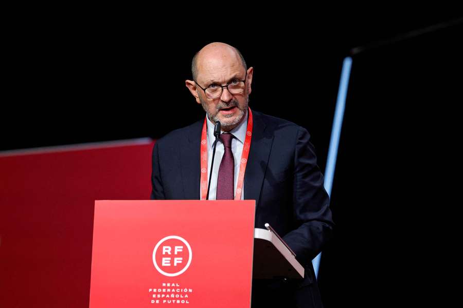 Louzán, presidente de la RFEF, en una comparecencia pública.