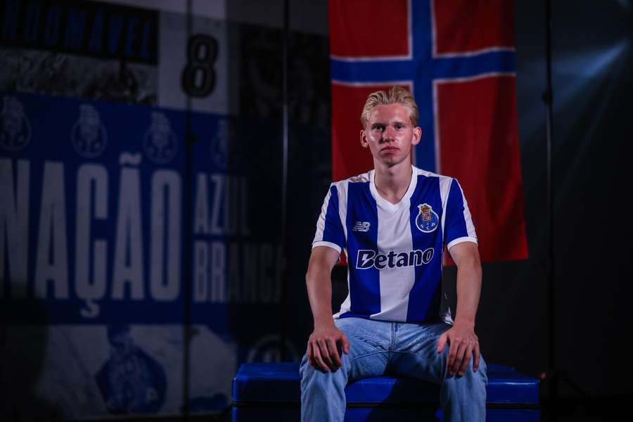 Eirik Granaas já com a camisola do FC Porto Eirik Granaas já com a camisola do FC Porto