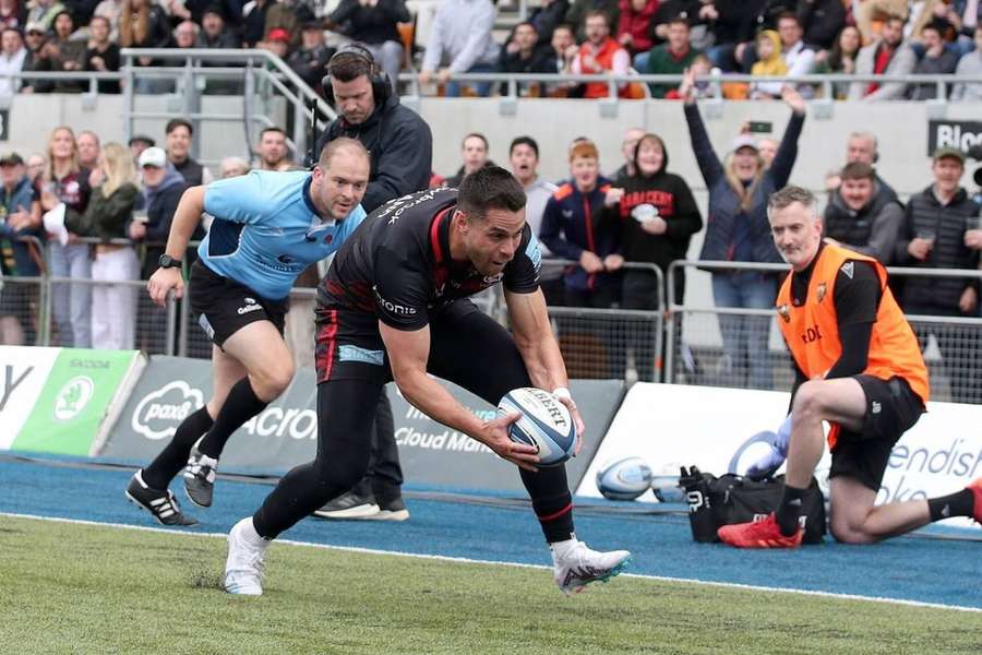 Sean Maitland scores his second try of the match