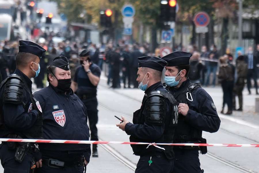 De Franse politie in Parijs