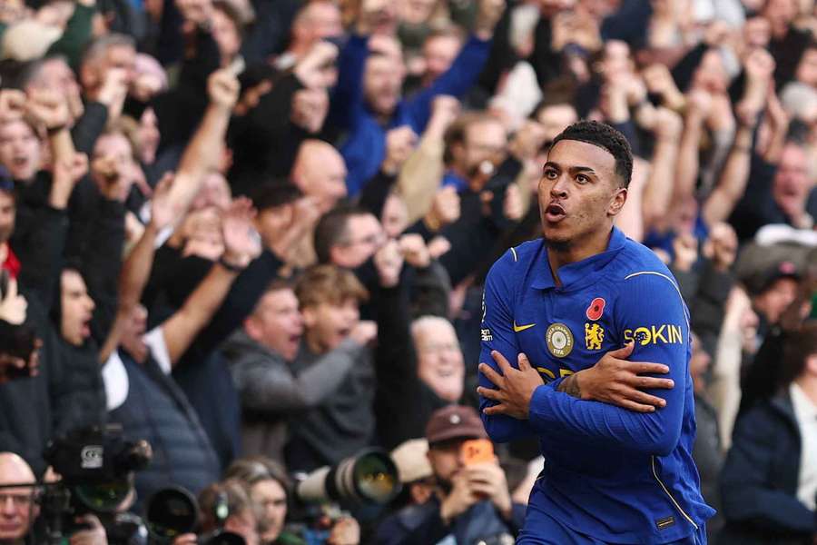 Chelsea fait le travail contre un Manchester United qui continue de sombrer