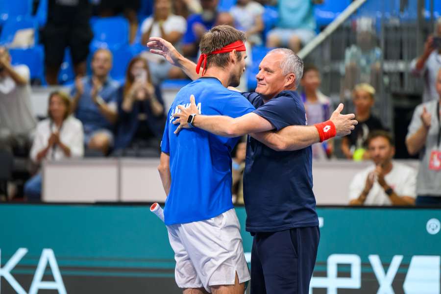 Slováci si zmerajú sily s Francúzmi.