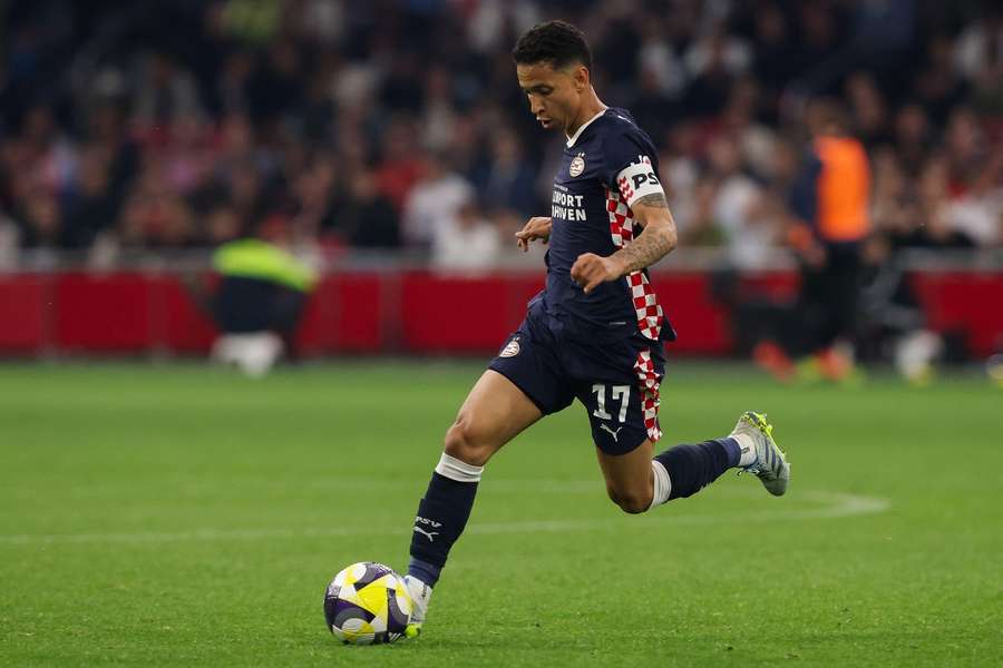 Mauro Júnior tem contrato com o PSV até 2029 Mauro Júnior tem contrato com o PSV até 2029