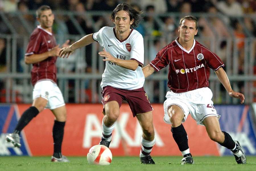 Rosický v dresu Arsenalu v předkole Ligy mistrů proti Spartě v létě 2008.