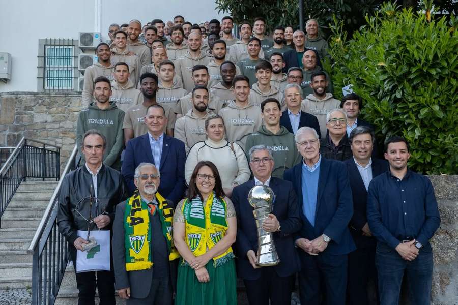 Plantel do Tondela foi recebido pelo Município