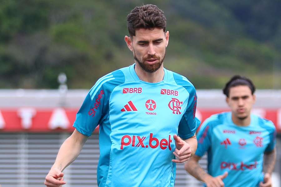 Jorginho vai estrear pelo Flamengo na Copa do Mundo de Clubes Jorginho vai estrear pelo Flamengo na Copa do Mundo de Clubes