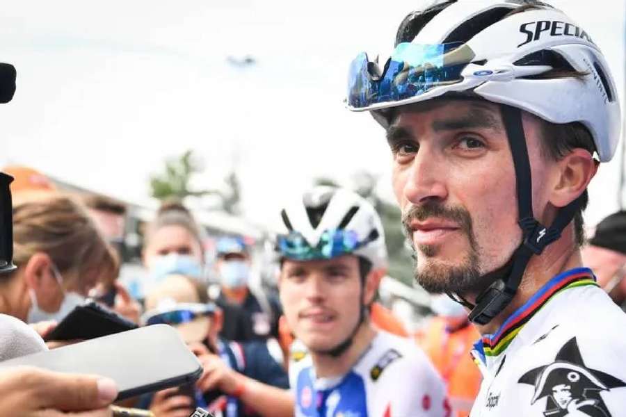 Mondiaux-2022: Alaphilippe partagé entre "redevenir un coureur normal" et prolonger "le rêve"