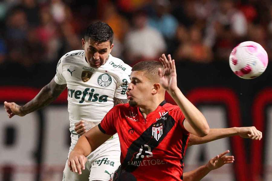 O último duelo pela Série A entre Palmeiras e Atlético-GO terminou em empate