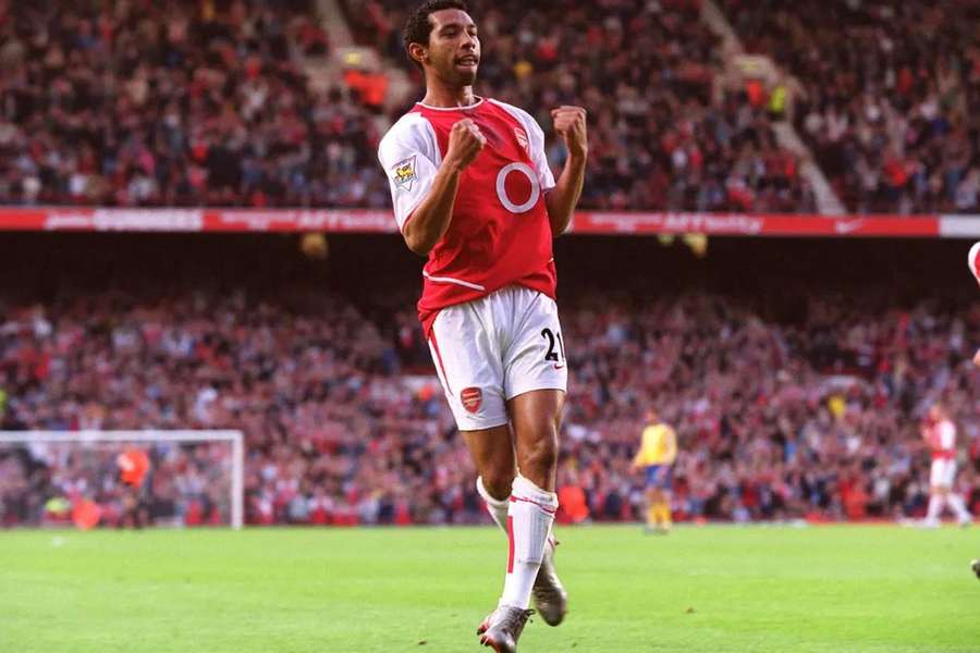 Jermaine Pennant ao serviço do Arsenal