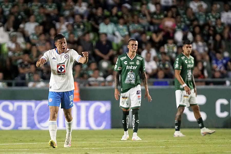 Cruz Azul golpeó primero