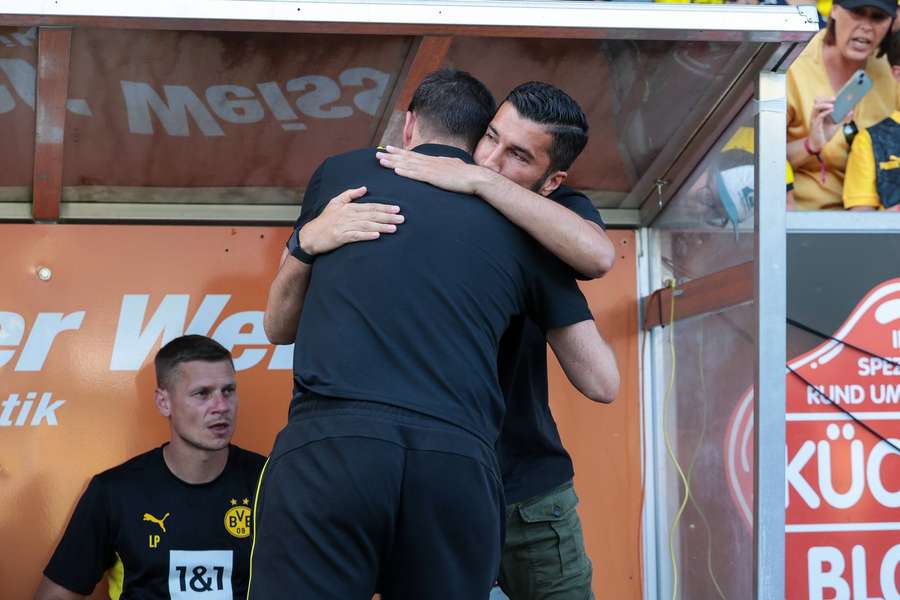 Lars Ricken está de olho em Nuri Sahin
