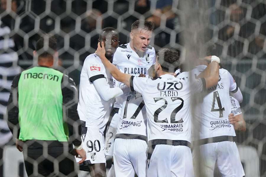 Vitória SC apresenta lucro recorde