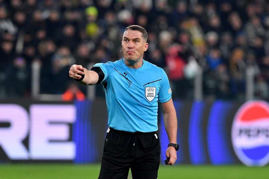 Presa italiană, impresionată de Kovacs: "A arbitrat în stil european!"