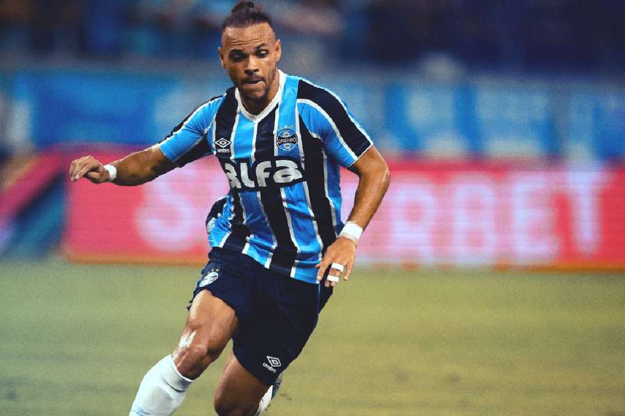 Braithwaite abriu o caminho para a vitória do Grêmio 