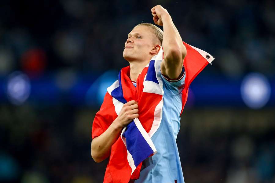 Erling Haaland is topscorer van de Engelse landskampioen, die zondag zelf nog in actie komt