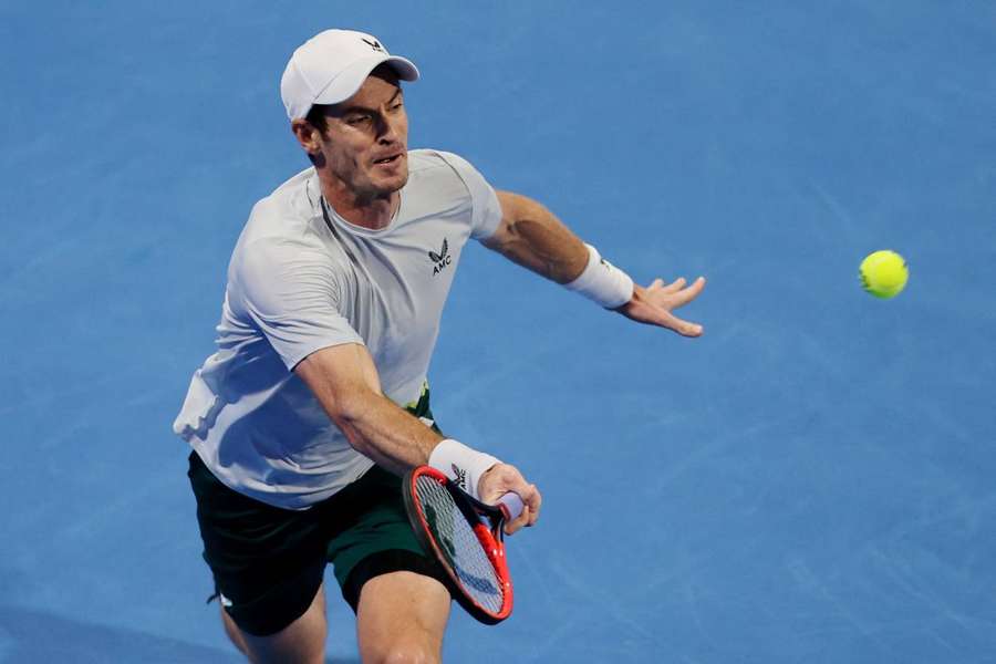 Murray and Raducanu battle to victory at Indian Wells