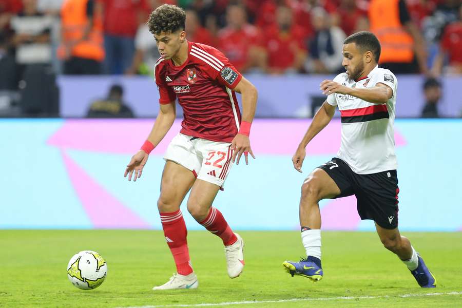 USM Alger surpreendeu Al Ahly e venceu graças a um penálti