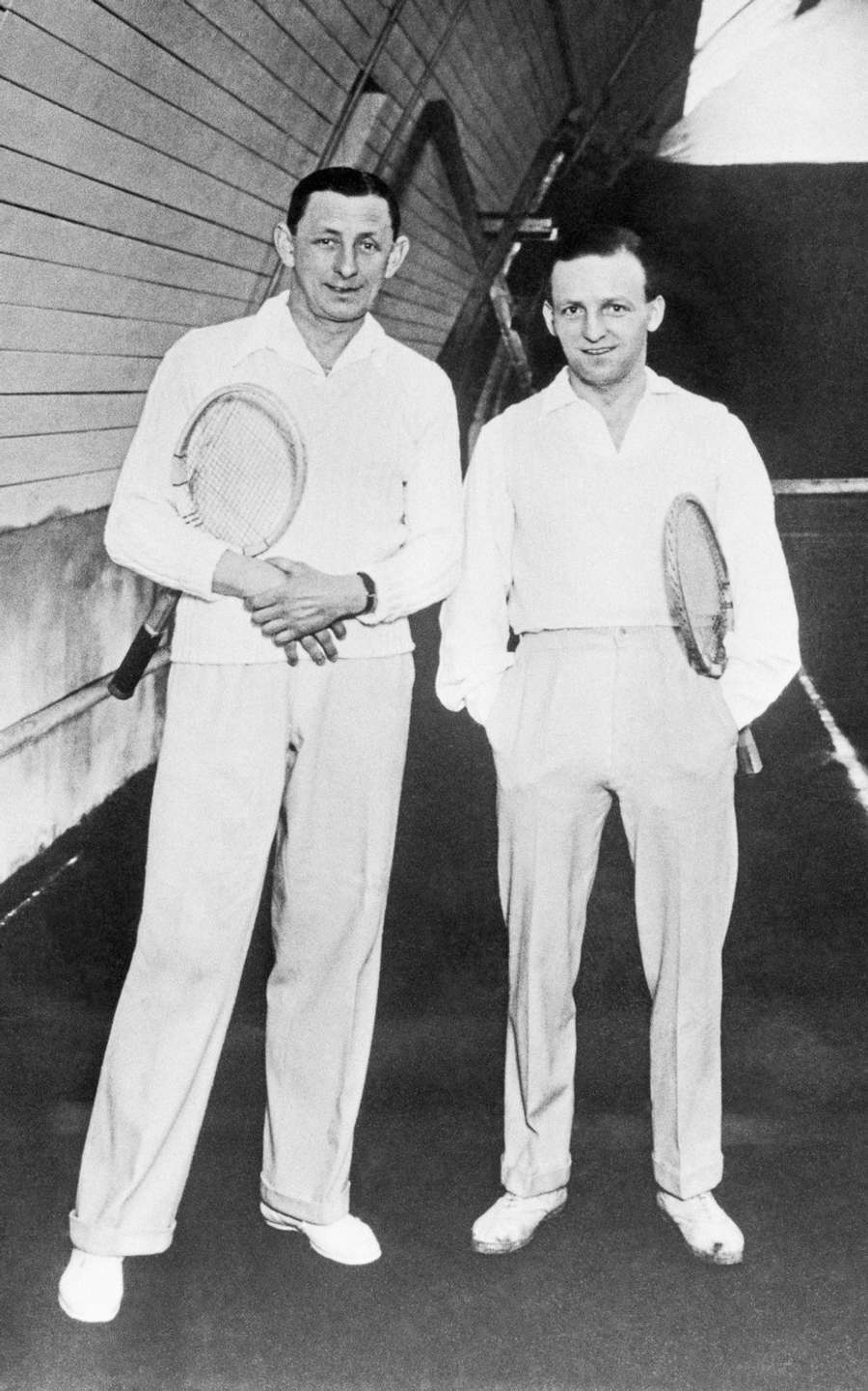 Burian bol všestranným športovcom.