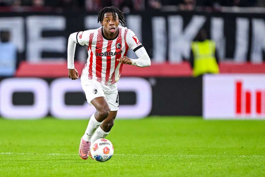 Napoli step up Manzambi plans after learning Freiburg asking price Napoli step up Manzambi plans after learning Freiburg asking price