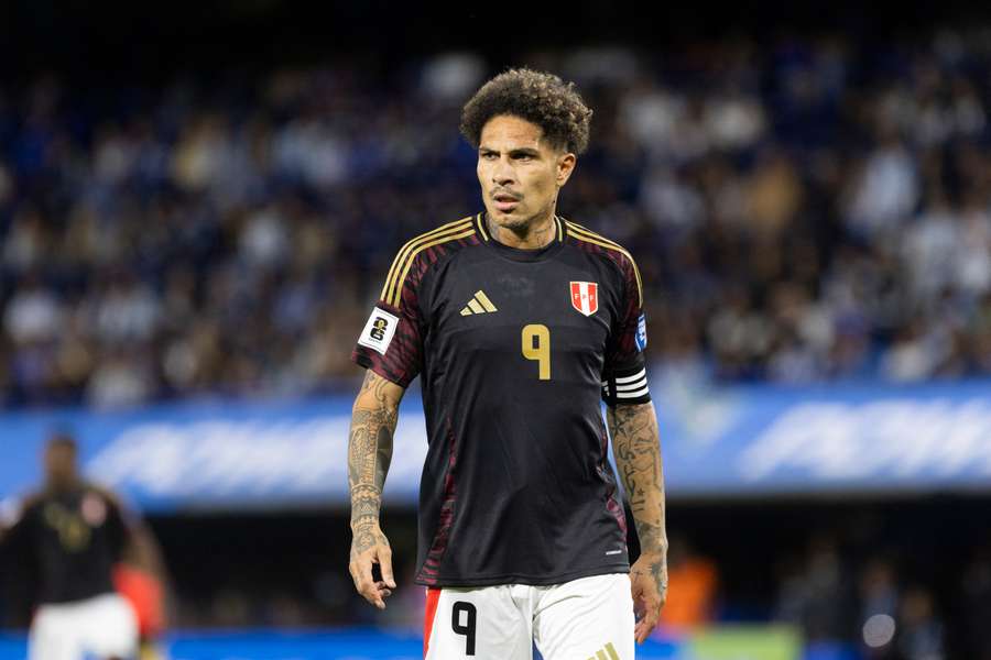 Paolo Guerrero no volverá a vestir la camiseta de Perú