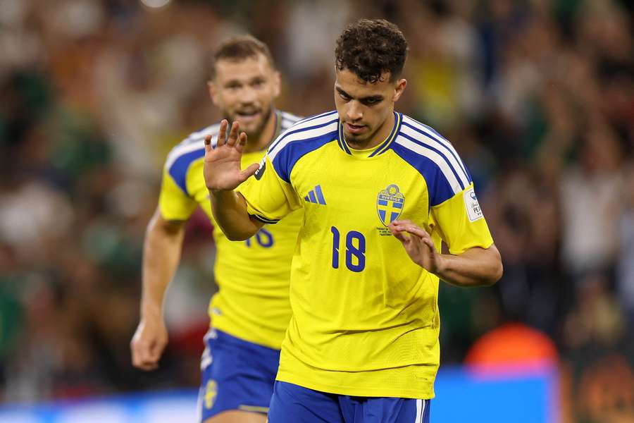 Yasin Ayari's 'non-celebration' against Tunisia.