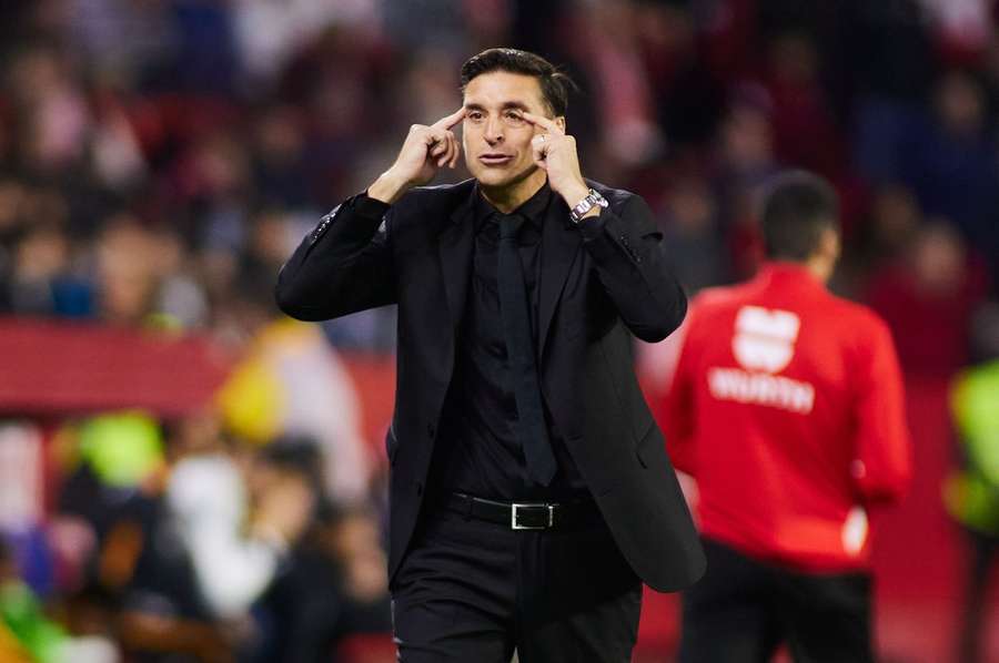 Sevilla îl demite pe Diego Alonso
