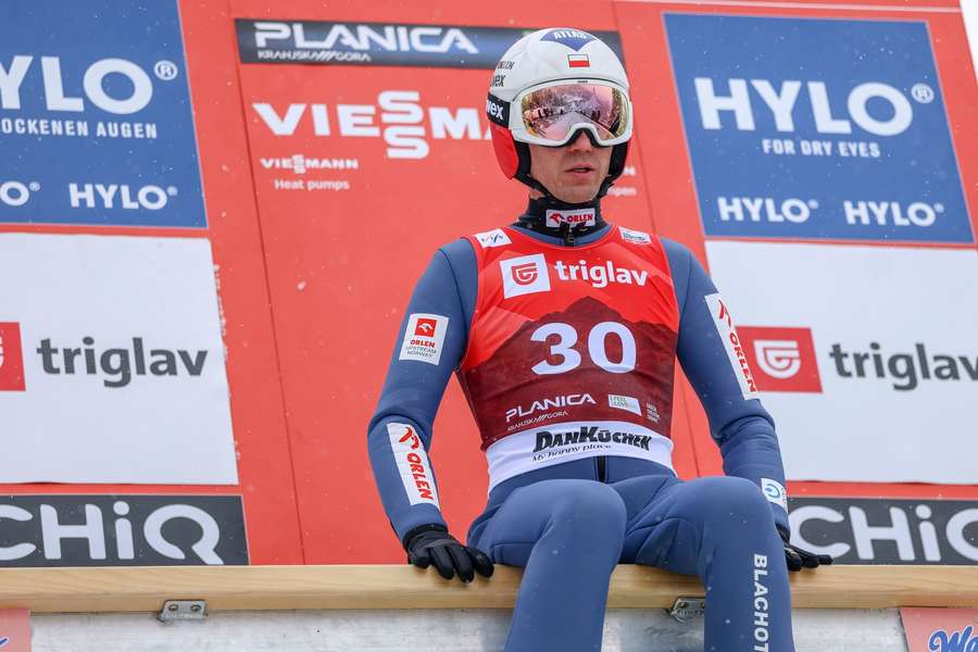 Stoch ze szczęśliwym awansem w swoich ostatnich kwalifikacjach. Trzech Polaków w konkursie Stoch ze szczęśliwym awansem w swoich ostatnich kwalifikacjach. Trzech Polaków w konkursie