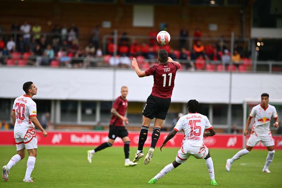 Fotbalisté Sparty remizovali v generálce na novou sezonu se Salcburkem 2:2