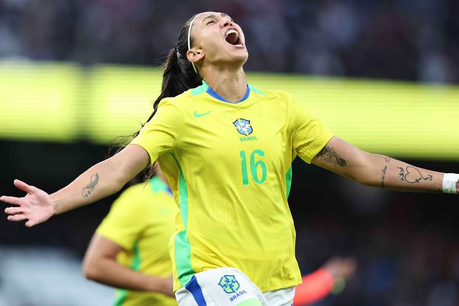 Brasil vem de vitória contra a Inglaterra Brasil vem de vitória contra a Inglaterra