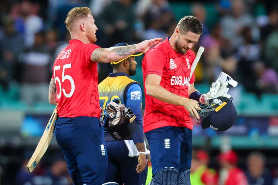 England have advanced to the semi-finals of the T20 World Cup