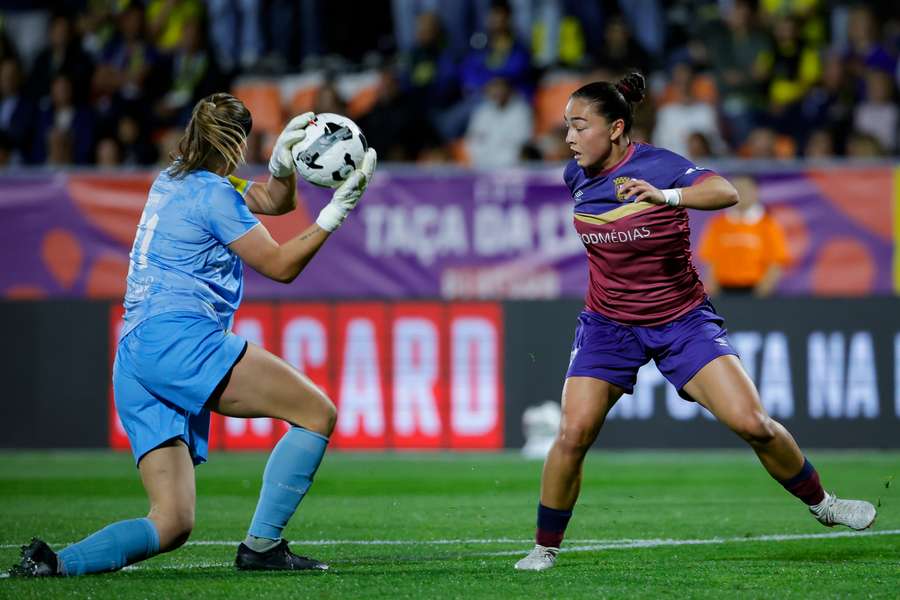 O momento da expulsão de Erin Seppi O momento da expulsão de Erin Seppi