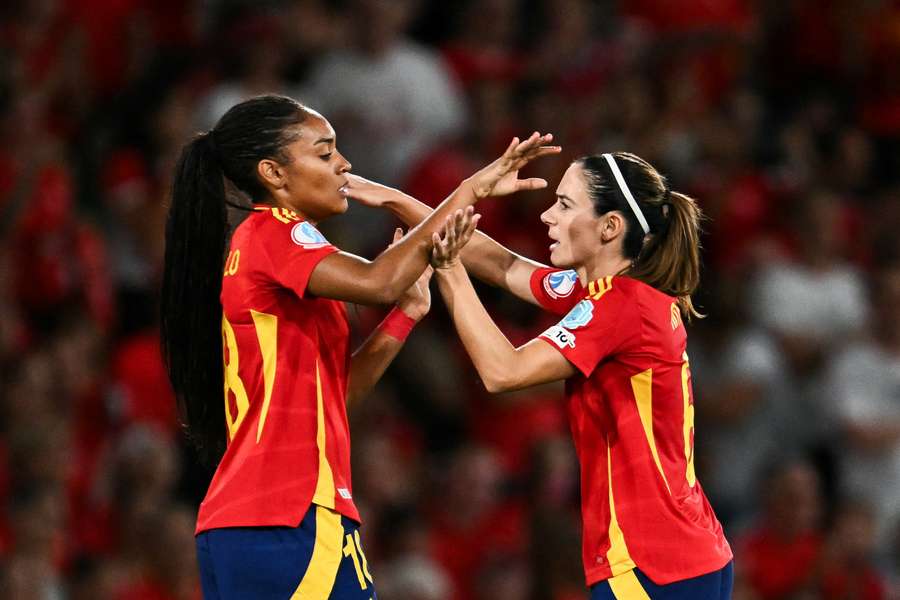 As espanholas querem unificar o título mundial e europeu