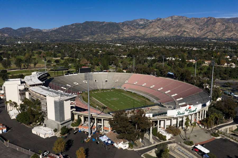 Rose Bowl Stadium in Pasadena, USA Rose Bowl Stadium in Pasadena, USA