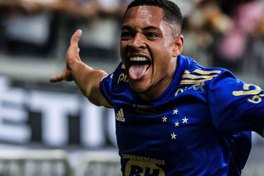 Vitor Roque, do Palmeiras, vai reencontrar Cruzeiro pela terceira vez