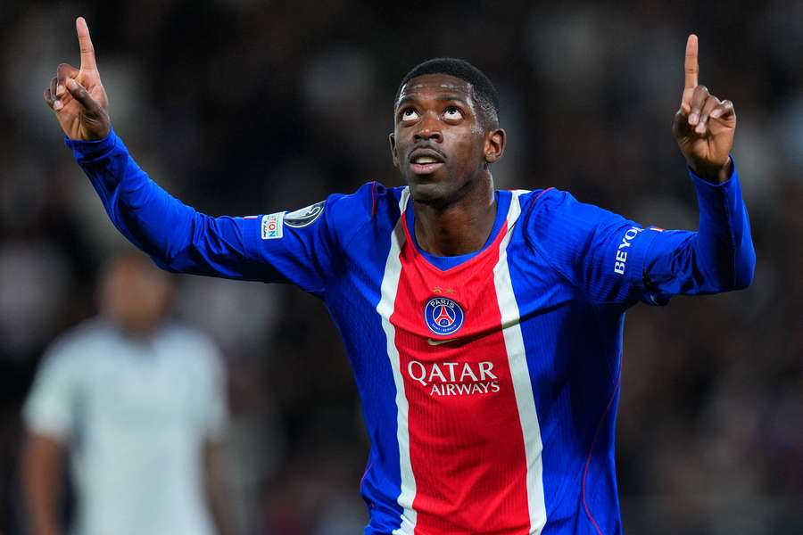 Dembélé teve atuação perfeita na capital francesa Dembélé teve atuação perfeita na capital francesa