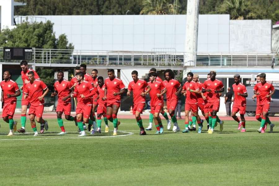 Os insulares defendem que o capital social do Estrela da Amadora não cumpre os requisitos