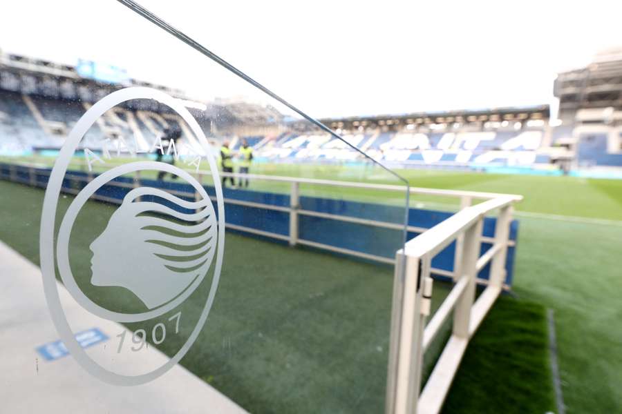 Il logo dell'Atalanta al Gewiss Stadium