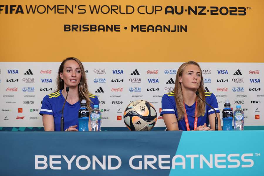 Eriksson and Asllani during the press conference
